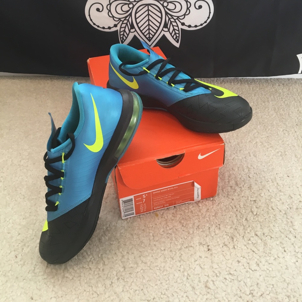 Men or Women's Nike KD sneakers